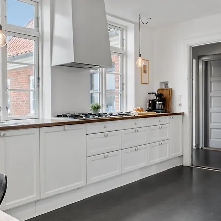 Lovely In With Wifi Casa vacanze *