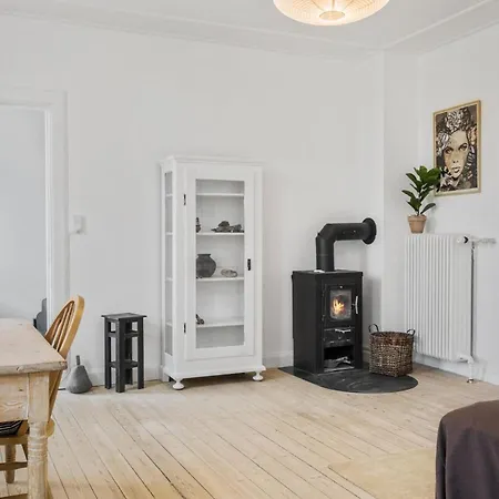 Casa vacanze Lovely In With Wifi *